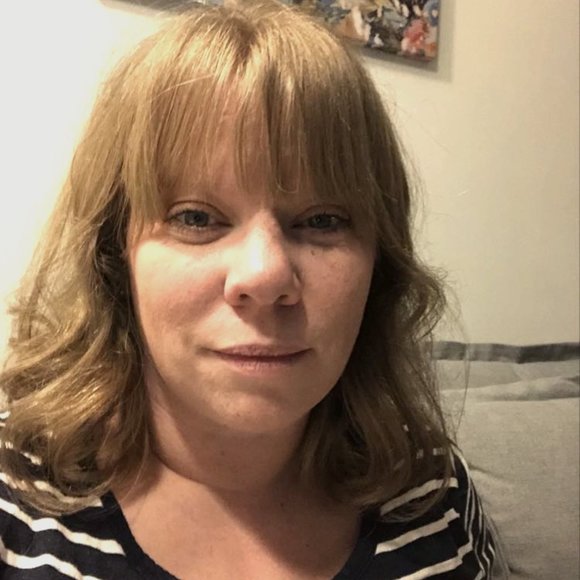 Meet your Posher, Jenni - Picture 1 of 1